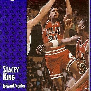 1991-92 Fleer Stacey King Pippen Front right.jpg